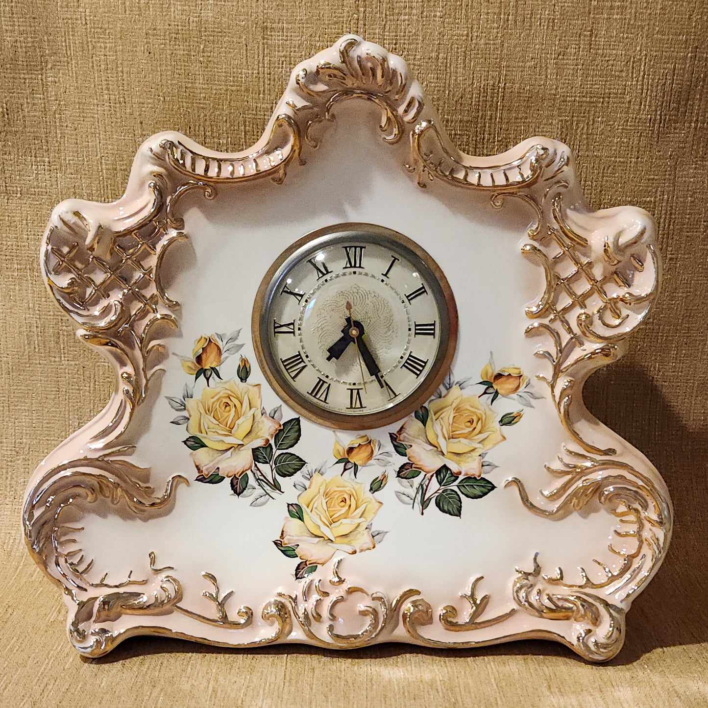 Vintage 1979 Ceramic Rose Mantel Clock – Hand-Painted Yellow Floral & Gold Gilt – Romantic Cottagecore Decorative Clock (Non-Working)