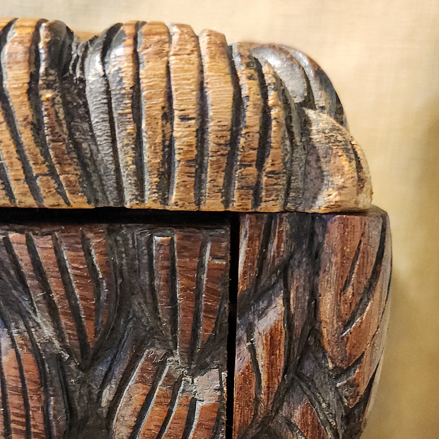 Vintage Hand-Carved Wood Keepsake Trunk – Bas-Relief Figural Scene with Dog – Artisan Handcrafted Memory Chest – Boho Global Decor