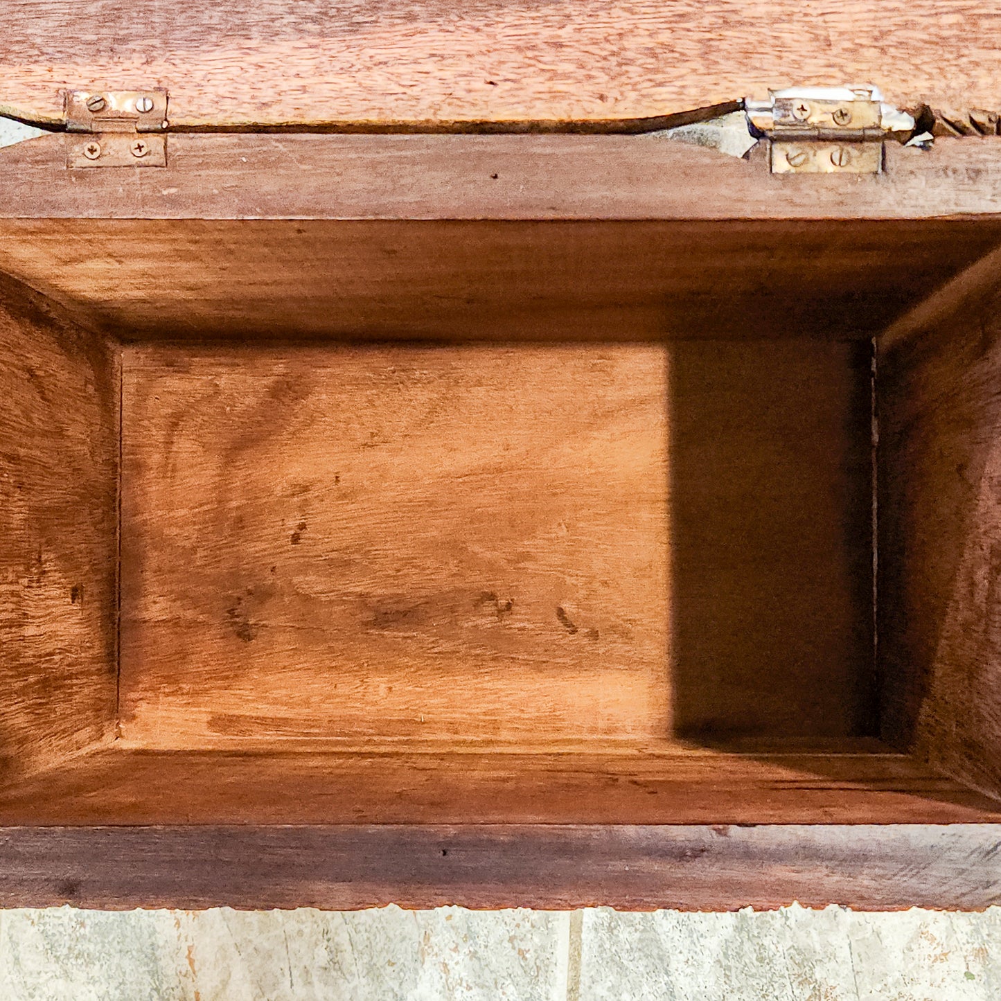 Vintage Hand-Carved Wood Keepsake Trunk – Bas-Relief Figural Scene with Dog – Artisan Handcrafted Memory Chest – Boho Global Decor