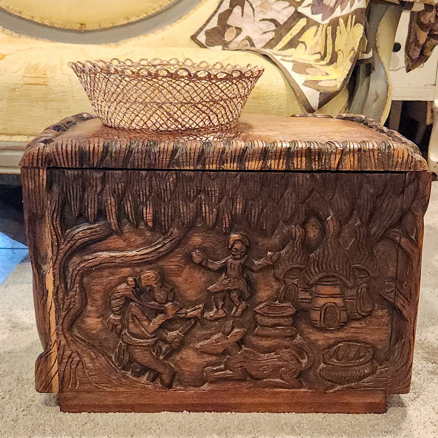 Vintage Hand-Carved Wood Keepsake Trunk – Bas-Relief Figural Scene with Dog – Artisan Handcrafted Memory Chest – Boho Global Decor