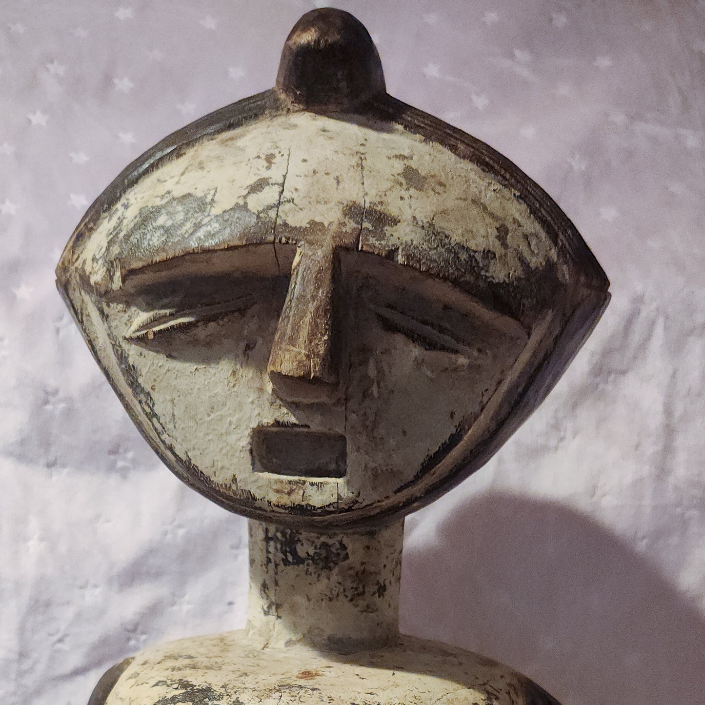 Vintage Ambete Reliquary Figure – Hand-Carved African Tribal Sculpture